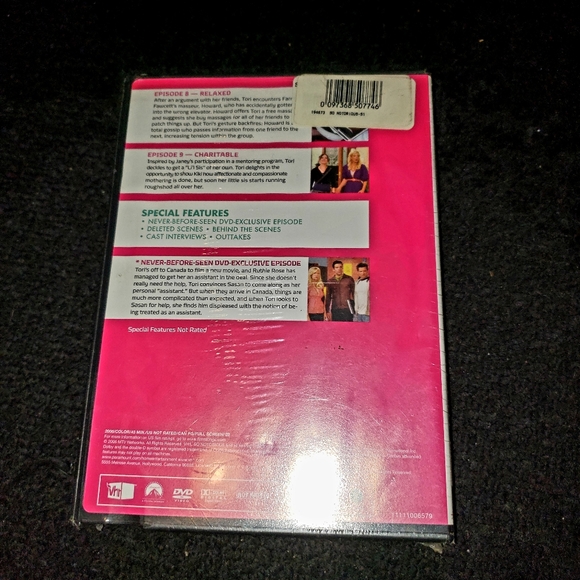 Tori Spelling is So Notorious (complete series) DVD set - Picture 5 of 7